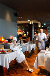 WWWCHASANCOM hmh2247 MG 3761 93rV2rot 2 FINAL RET ADVALUE 199x300