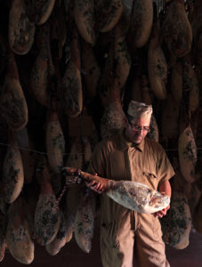 WWWCHASANCOM pp1944 033 227x300