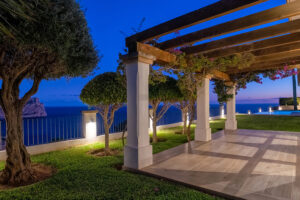 Mehjoo Hoss Puerto de Andratx 20755 nocturnas web006 1 300x200