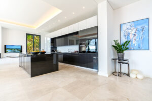 Pollack Christian Puerto de andratx 67561 web 058 1 300x200