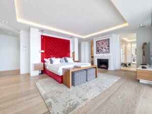 24 6707223 1 300x225