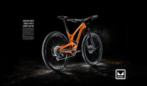 cliente evil bikes naranja tripodefotografia 300x177