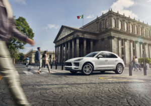 PORSCHE Pep Avila 03 1 300x212