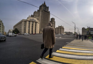 renArt021020160975 rvv 300x206