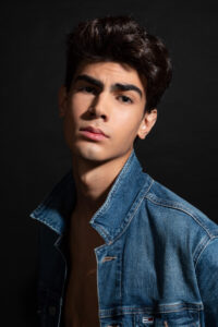 90DD70CF 0394 473B 9B75 CB5274F25AC0 200x300