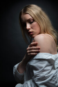 998DBF7C E3FF 45B7 ACF2 5D5B0B50EF8A 200x300