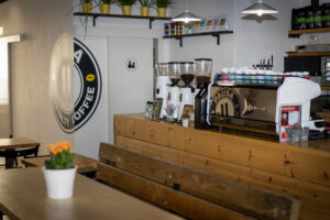 E5906EE6 6825 47B5 B889 87BDF4FD54A0 300x200