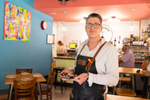 ALDO BRICENO CORPORATIVA 9 300x200