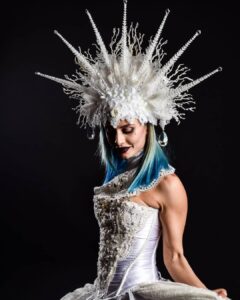 2019 04 29 2032866083685589456 240x300