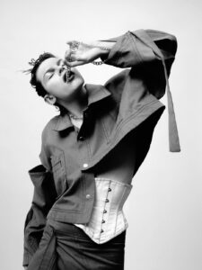 20240115 Editorial 87738 John Ribes fotografo Madrid 225x300