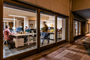 work feina treball trabajoenginyeria ingenieria 300x200